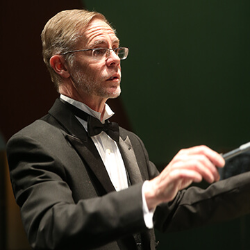 Dr. Steven Hart, Chorale Director