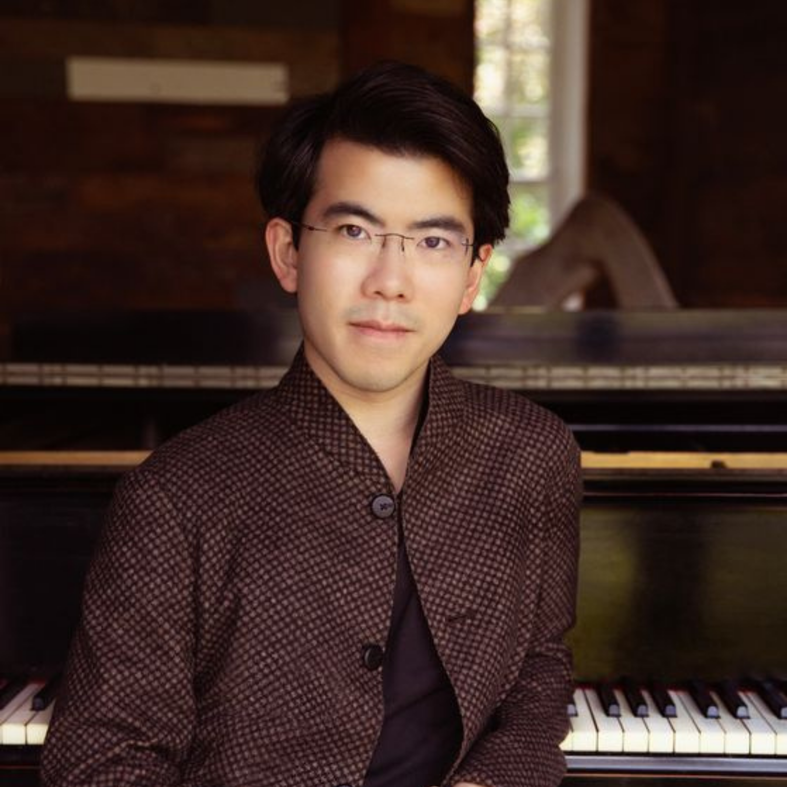 Aristo Sham: A Night of Fantasy